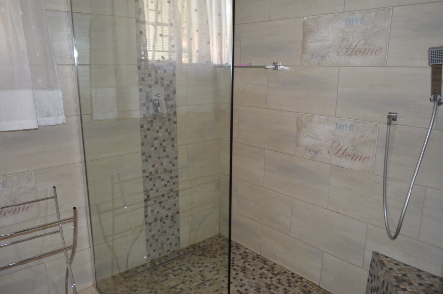 3 Bedroom Property for Sale in Flamwood North West